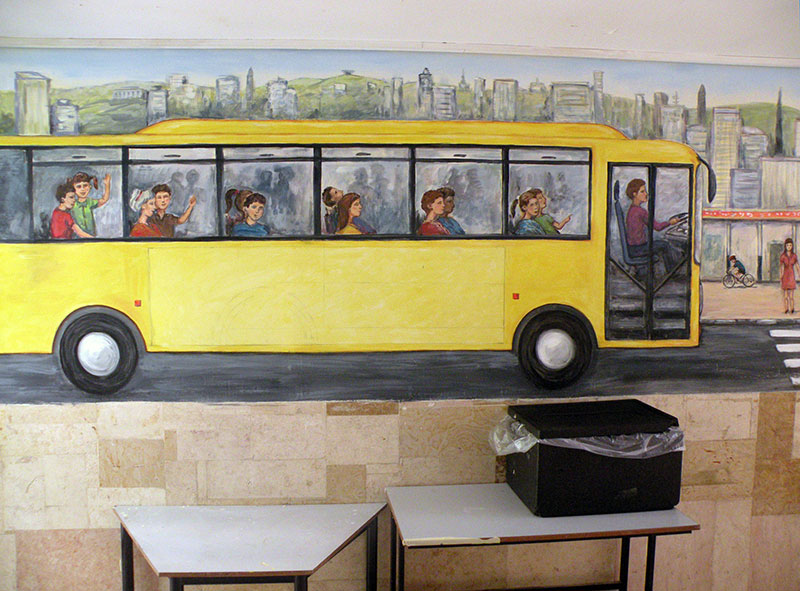 ציורי קיר אוטובוס צהוב לילדים